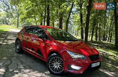 Хэтчбек SEAT Leon 2013 в Калуше