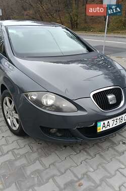 Хетчбек SEAT Leon 2006 в Києві