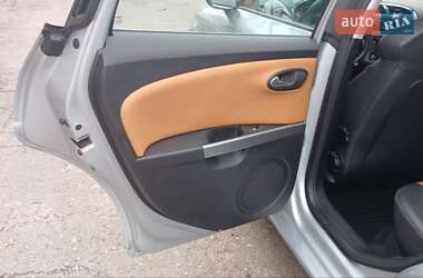 Хетчбек SEAT Leon 2009 в Харкові