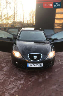 Хетчбек SEAT Leon 2008 в Рівному