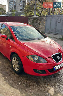 Хэтчбек SEAT Leon 2006 в Одессе