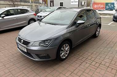 Хэтчбек SEAT Leon 2017 в Киеве