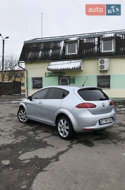 Хэтчбек SEAT Leon 2009 в 