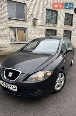 Хэтчбек SEAT Leon 2008 в Луцке