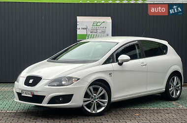 Хетчбек SEAT Leon 2011 в Кам'янському