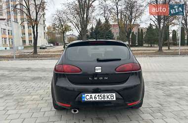 Хетчбек SEAT Leon 2006 в Черкасах