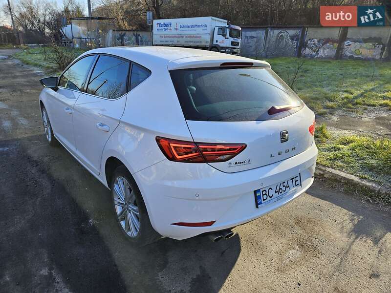 Хэтчбек SEAT Leon 2018 в Львове