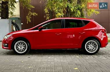 Хэтчбек SEAT Leon 2013 в Днепре