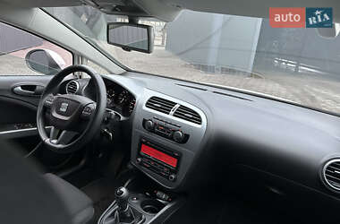 Хетчбек SEAT Leon 2011 в Кам'янському