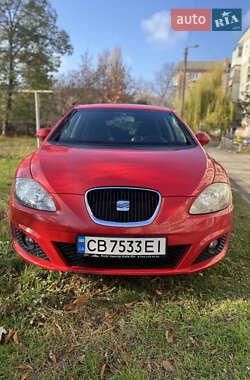 Хетчбек SEAT Leon 2010 в Чернігові