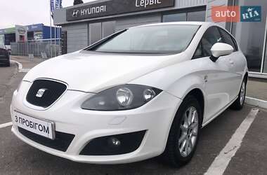 Хэтчбек SEAT Leon 2011 в Кременчуге