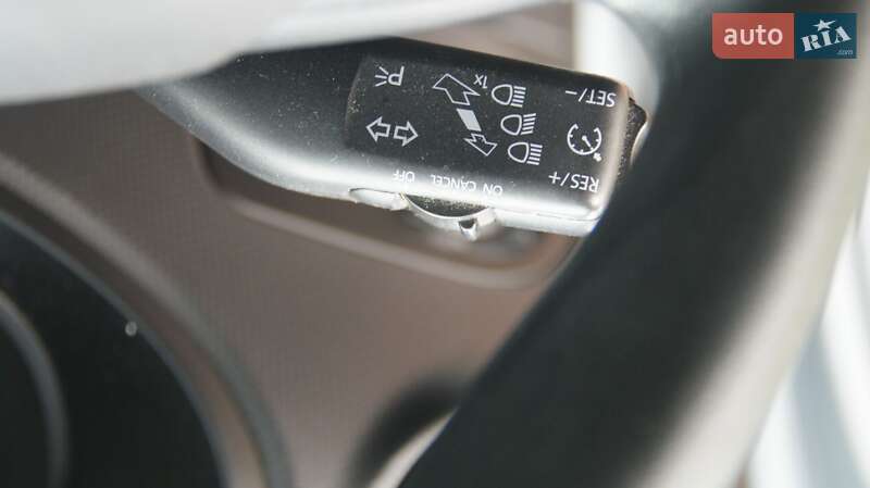 Хэтчбек SEAT Leon 2011 в Черкассах