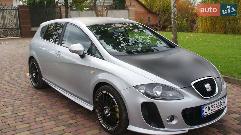 Хэтчбек SEAT Leon 2011 в Черкассах