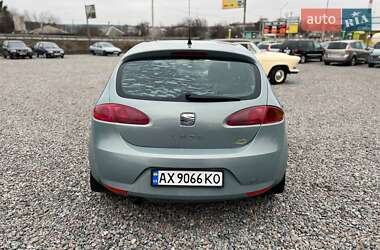 Хэтчбек SEAT Leon 2005 в 