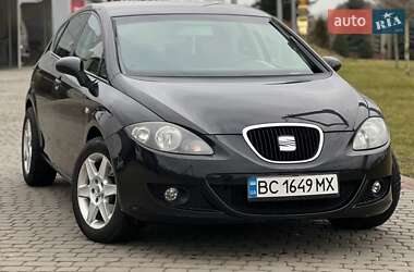 Хетчбек SEAT Leon 2008 в Мостиській