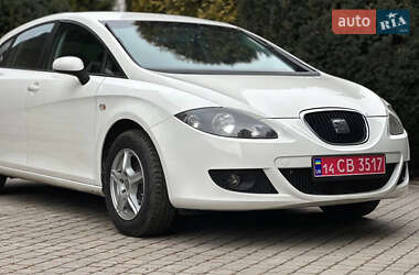 Хетчбек SEAT Leon 2008 в Городку