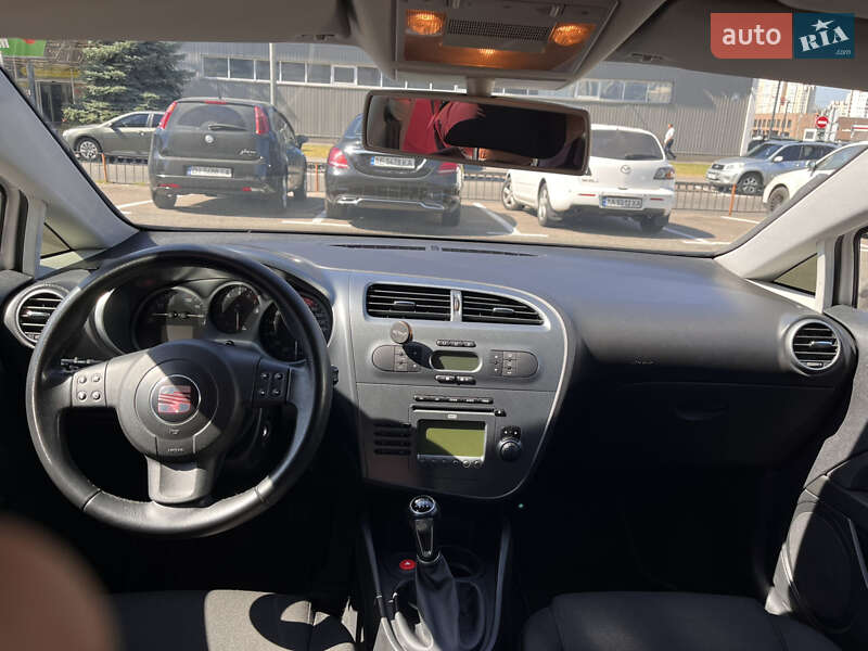 Хетчбек SEAT Leon 2008 в Києві фото 10 Хетчбек SEAT Leon 2008 в Києві