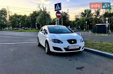 Хетчбек SEAT Leon 2010 в Києві