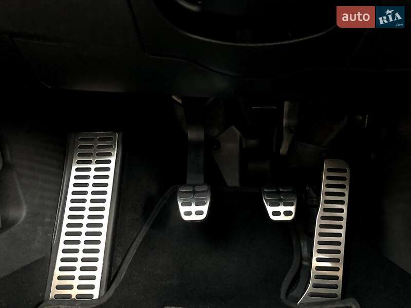 Хэтчбек SEAT Leon 2010 в Киеве фото 20 Хэтчбек SEAT Leon 2010 в Киеве