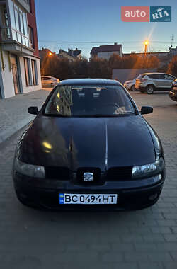 Хэтчбек SEAT Leon 2000 в Львове