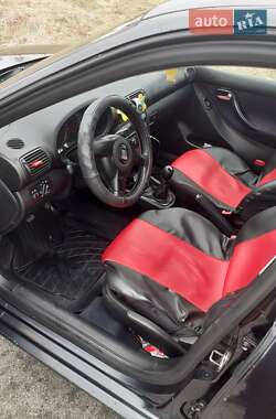 Хэтчбек SEAT Leon 2005 в 