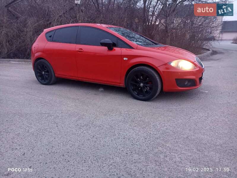 Хетчбек SEAT Leon 2011 в Івано-Франківську