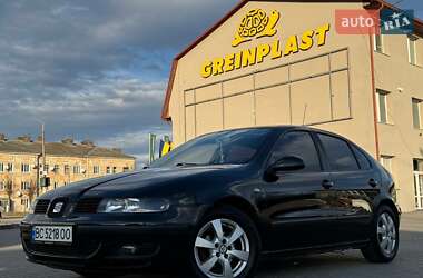 Хэтчбек SEAT Leon 2005 в Стрые