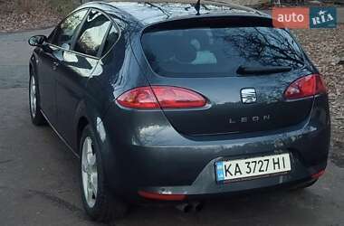 Хэтчбек SEAT Leon 2008 в 