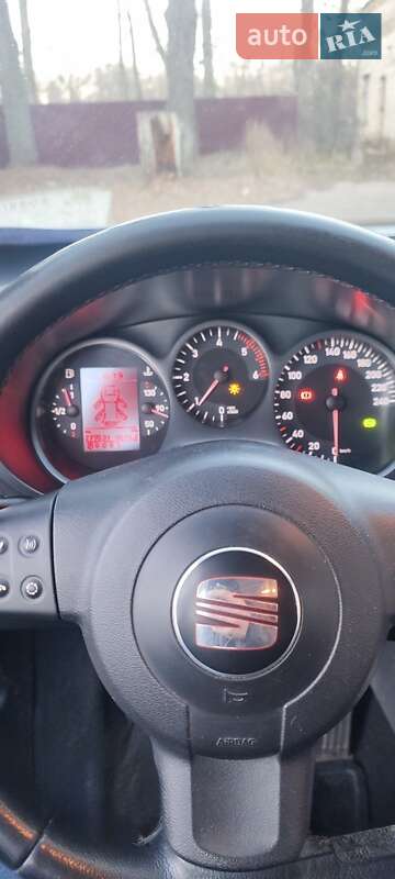 Хэтчбек SEAT Leon 2008 в Киеве фото 11 Хэтчбек SEAT Leon 2008 в Киеве