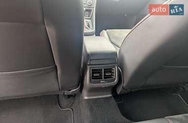 Хэтчбек SEAT Leon 2016 в 