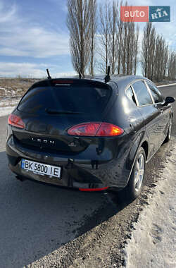 Хэтчбек SEAT Leon 2008 в 
