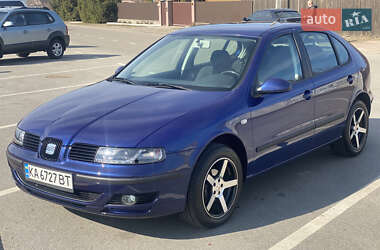 Хэтчбек SEAT Leon 2004 в Киеве