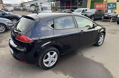 Хэтчбек SEAT Leon 2009 в Луцке