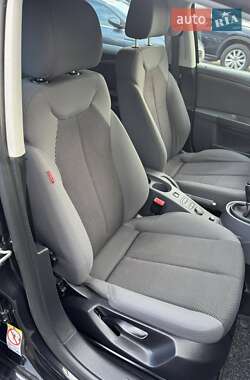 Хэтчбек SEAT Leon 2009 в Луцке