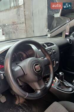 Хэтчбек SEAT Leon 2008 в 