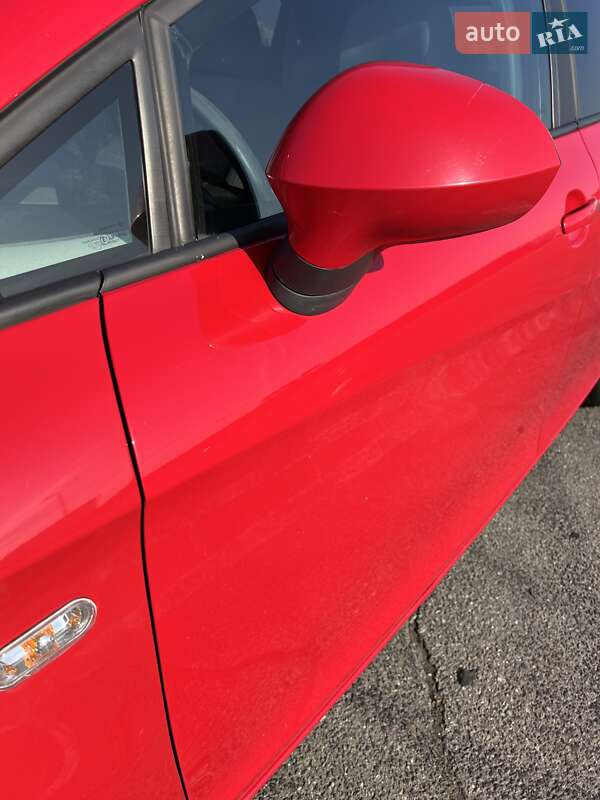 Хэтчбек SEAT Leon 2011 в Киеве фото 6 Хэтчбек SEAT Leon 2011 в Киеве