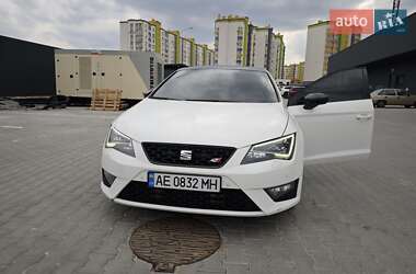 Хэтчбек SEAT Leon 2016 в 