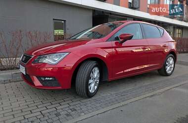 Хэтчбек SEAT Leon 2017 в 