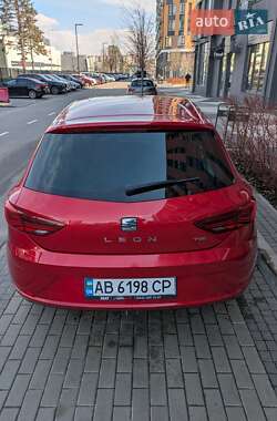 Хэтчбек SEAT Leon 2017 в 