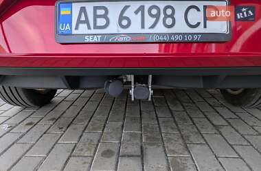 Хэтчбек SEAT Leon 2017 в 