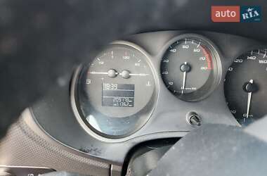 Хэтчбек SEAT Leon 2011 в 