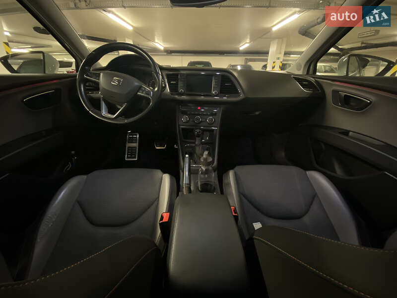 Хэтчбек SEAT Leon 2016 в Броварах