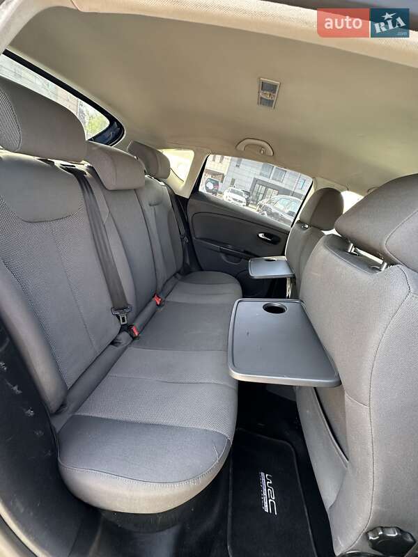Хетчбек SEAT Leon 2006 в Кривому Розі