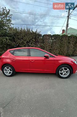 Хэтчбек SEAT Leon 2014 в 