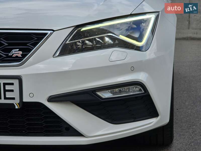Хэтчбек SEAT Leon 2018 в Киеве