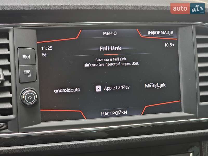 Хэтчбек SEAT Leon 2018 в Киеве