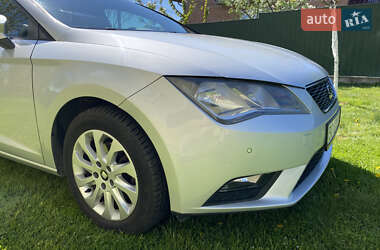 Хэтчбек SEAT Leon 2013 в 
