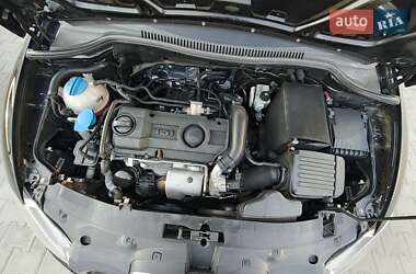 Хэтчбек SEAT Leon 2009 в 