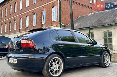 Хетчбек SEAT Leon 2005 в 