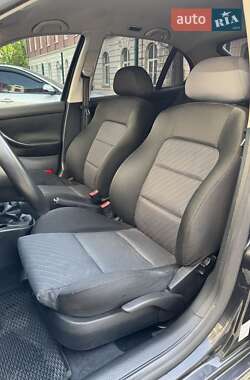 Хетчбек SEAT Leon 2005 в 